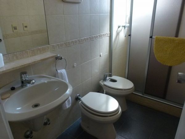 Departamento en venta y alquiler frente al puerto Punta del Este